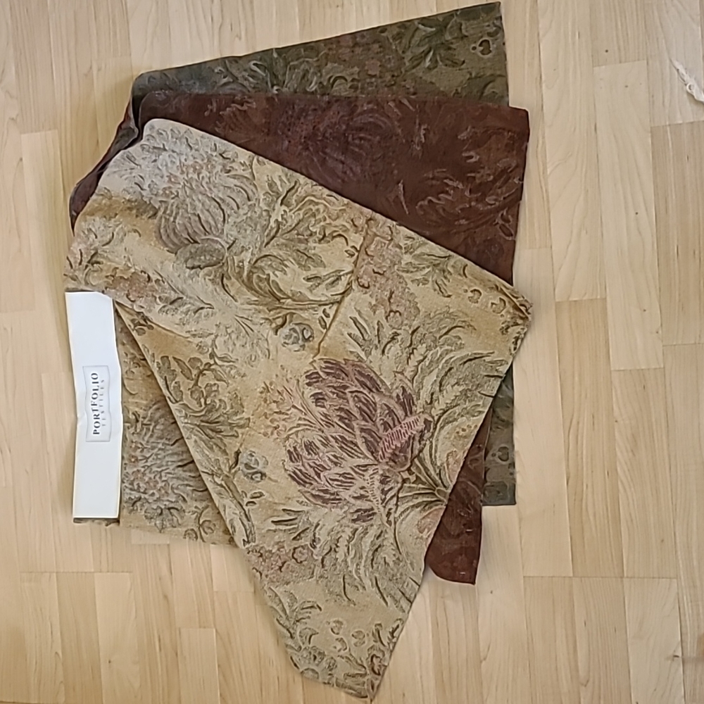 Beautiful Beauxbourg Pattern Fabric Pummice, Sable & Moss Colors 24 1/2"×24 1/2"